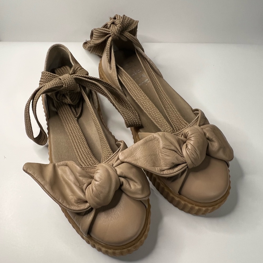 Puma X Fenty Rihanna bow Creeper sandal.